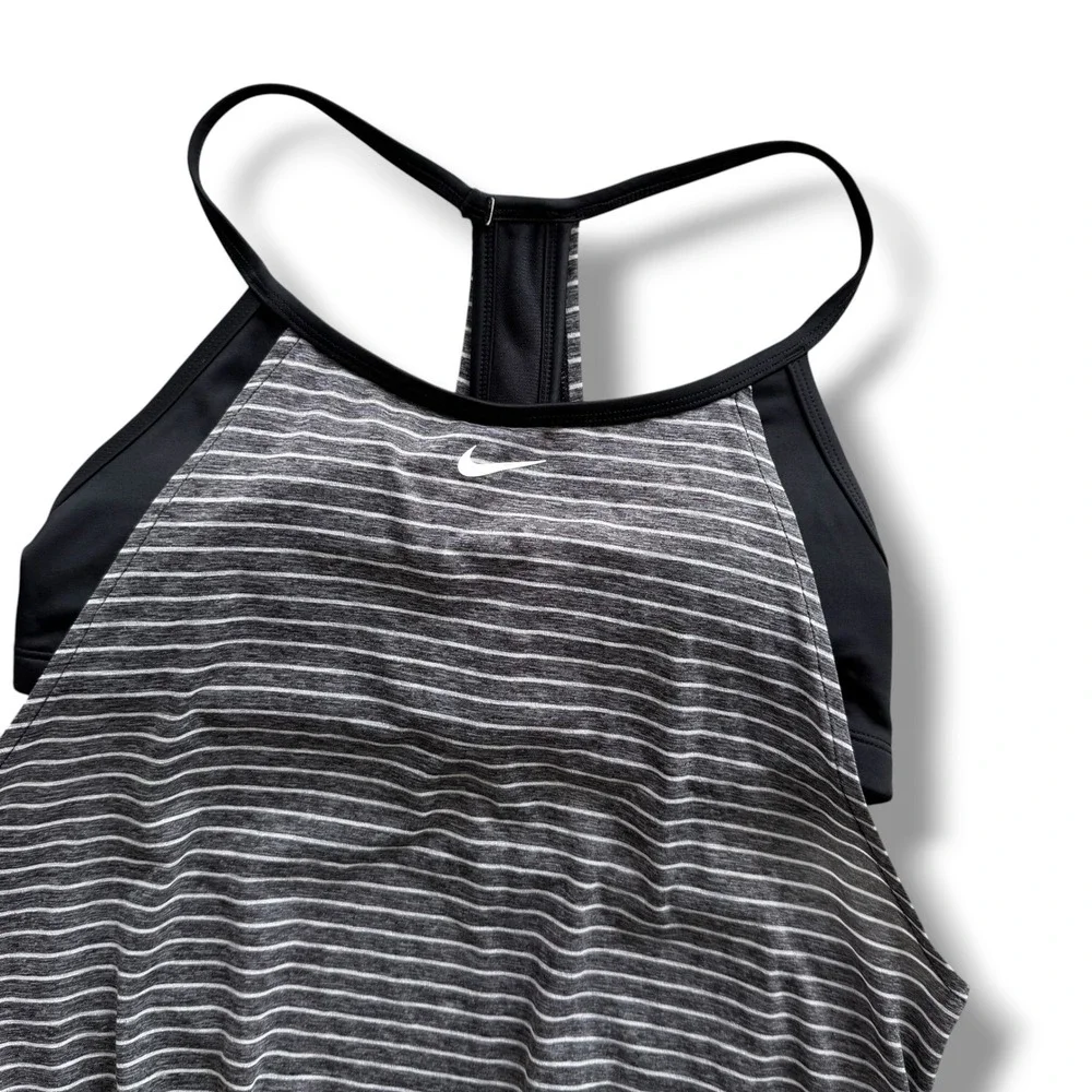 Nike Women L Grey Black Heather Stripe Layered Sport T-Back Tankini Top NESS8216